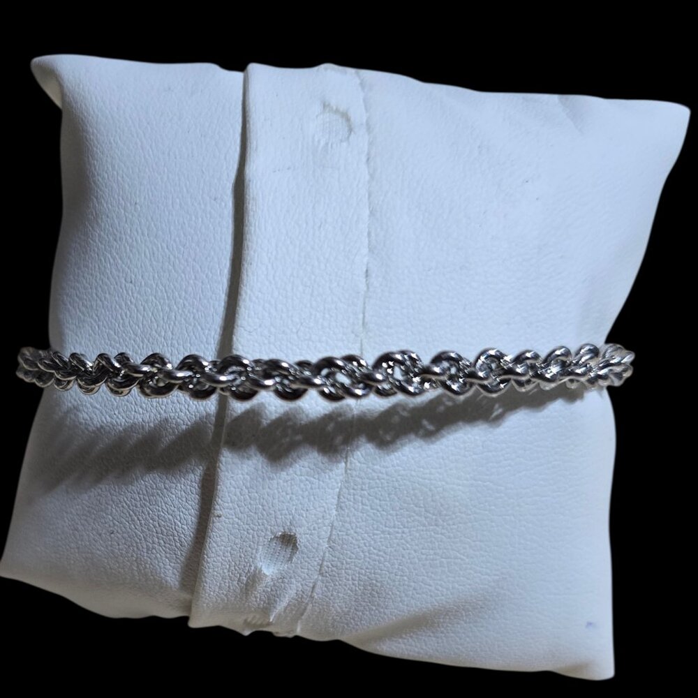 Silver Toned Rope Chained Bracelet - Picture 3 of 4